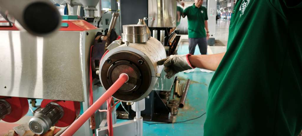 深入解析RV线：特性、应用与选择要点